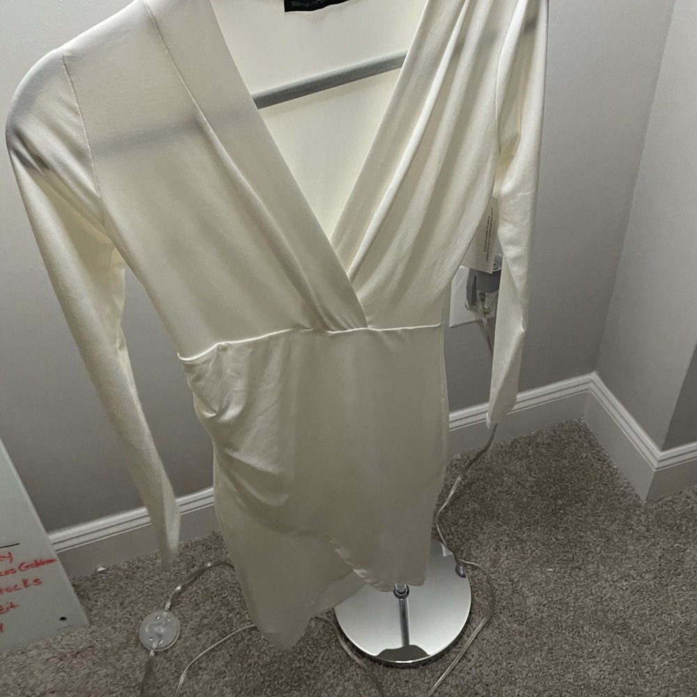 Women’s off white long sleeves fitted dress Sz 2 - Picture 5 of 6